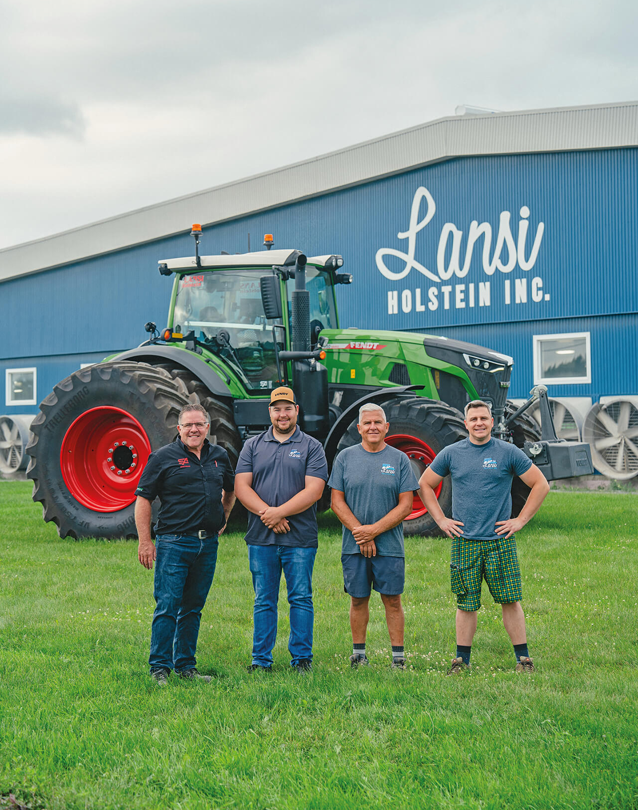 Un tracteur qui fait le poids s’ajoute à la flotte de la ferme Lansi Holstein inc. 