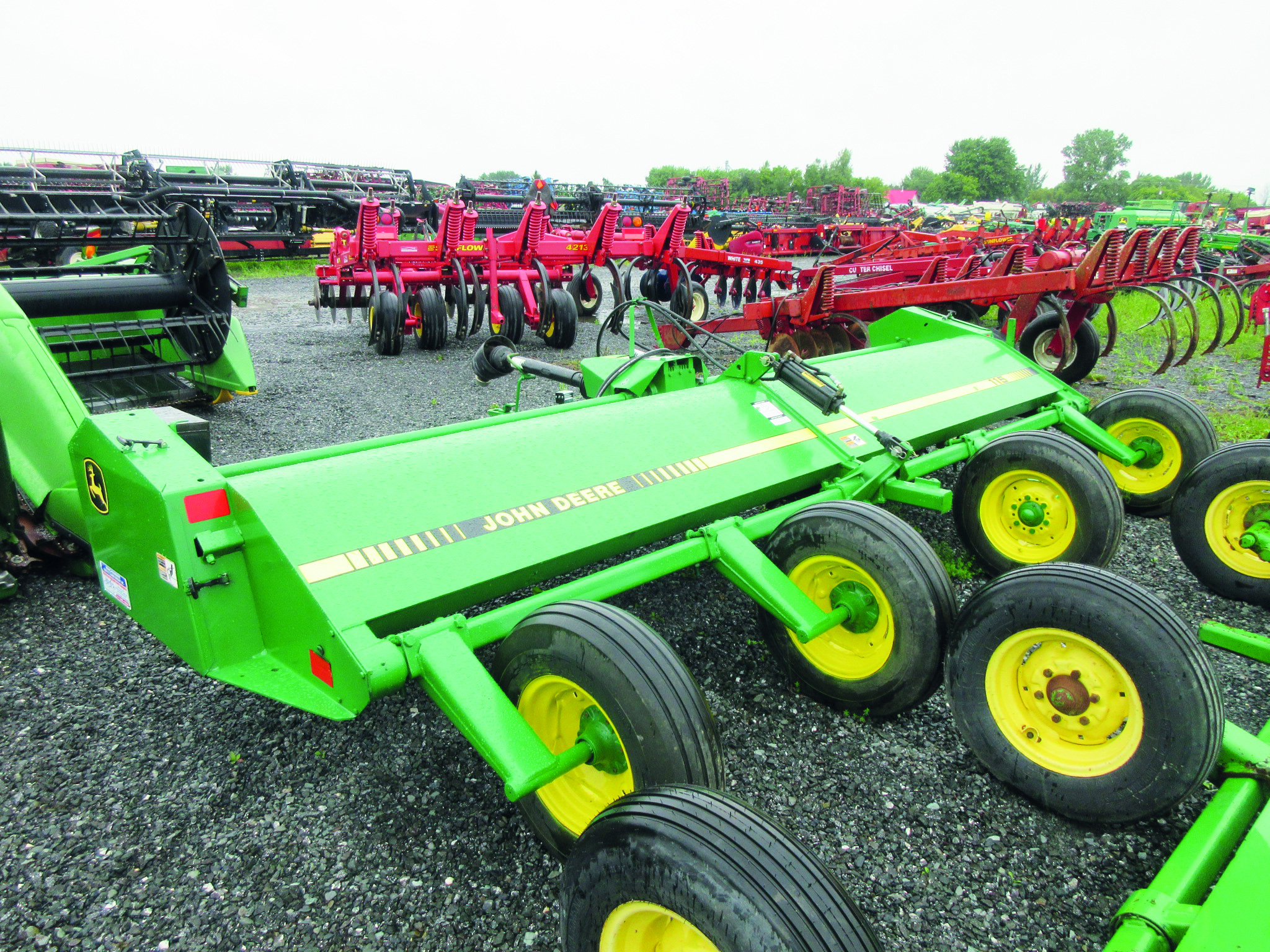 Casseuse-égreneuse à maïs John Deere 115