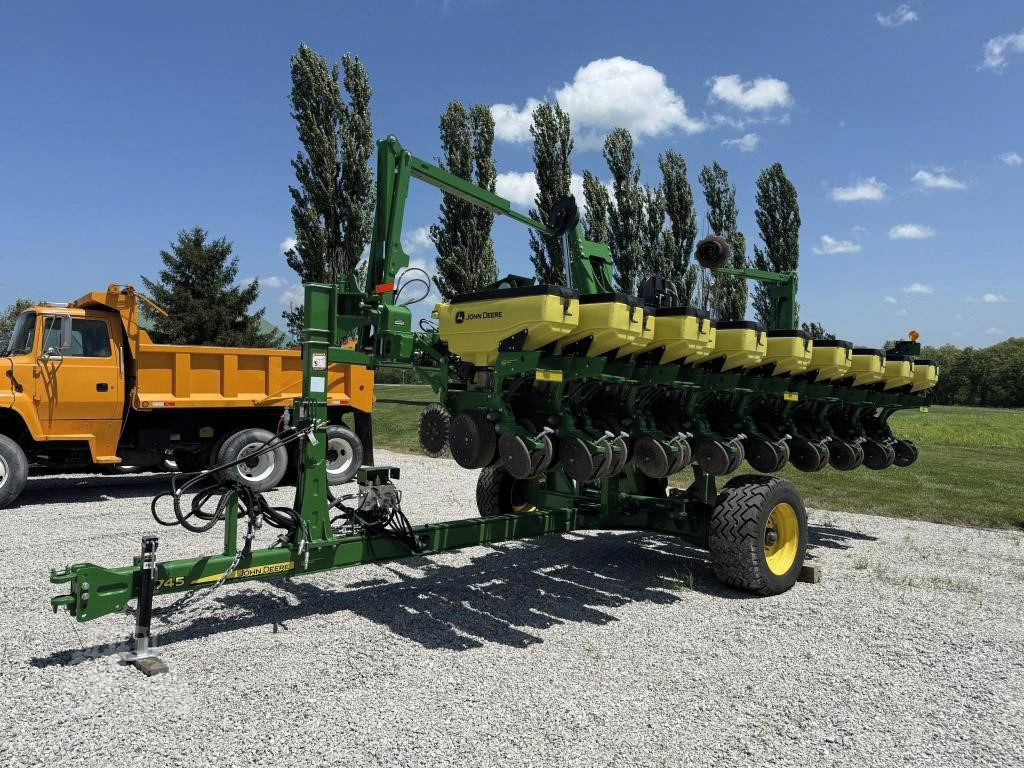 Planter John Deere 1745