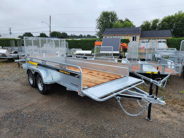 Utility trailer  72’’ x 144’’ 