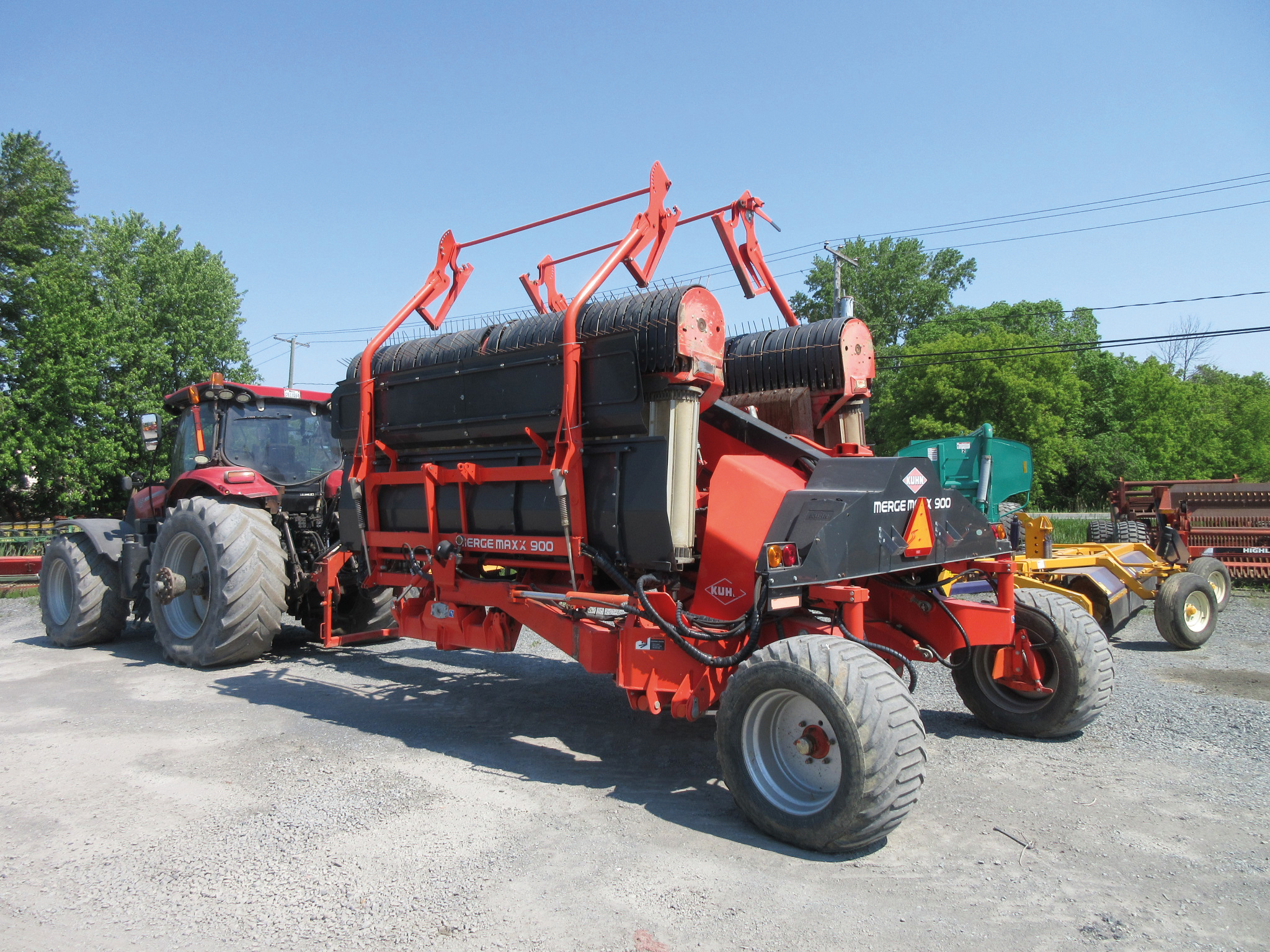 Andaineuse Kuhn Merge Maxx 900