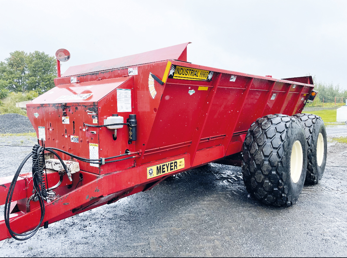 Manure spreader (solid) Meyer Industrial 8865