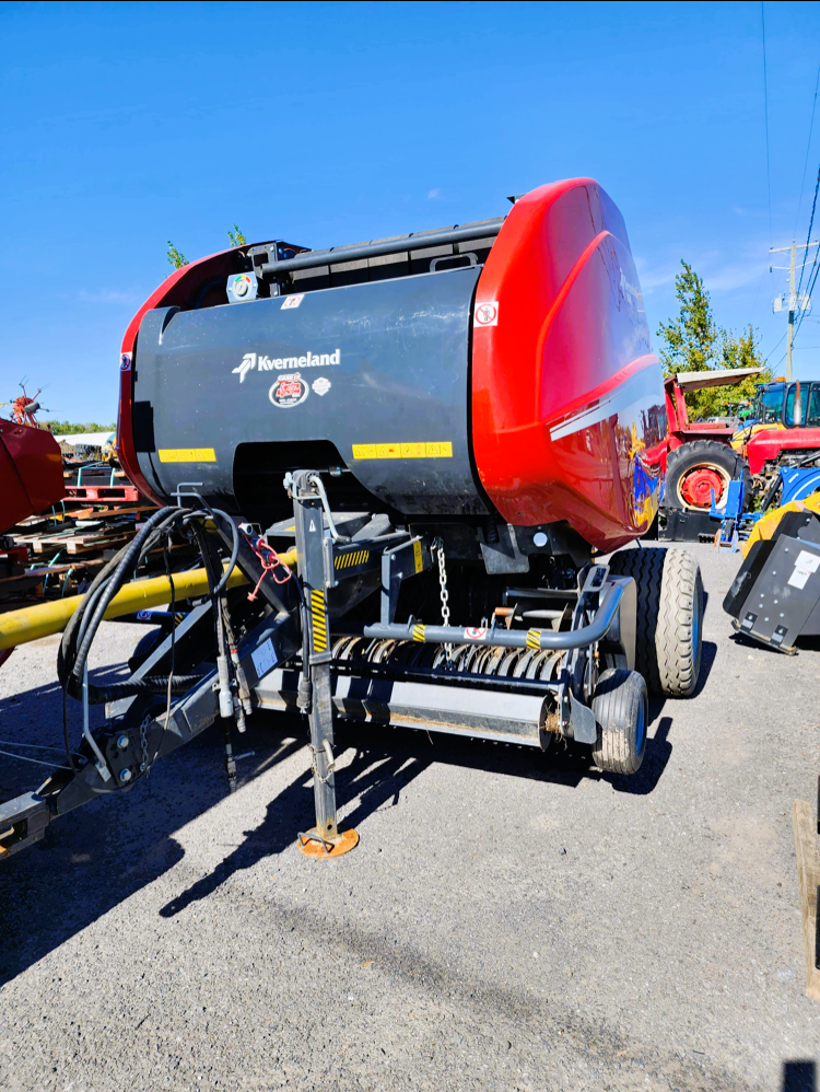 Round baler Kverneland 6516