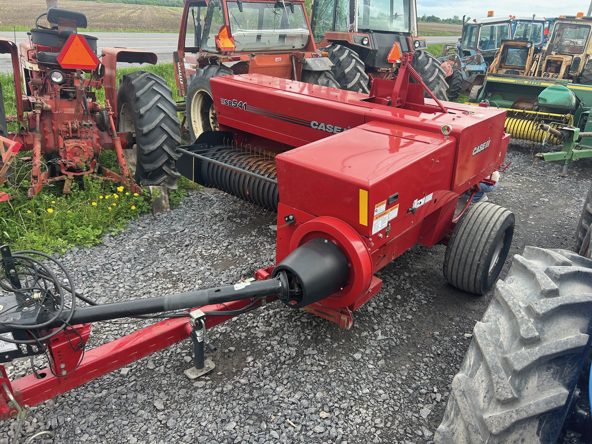 Presse à balles carrées Case IH SB541
