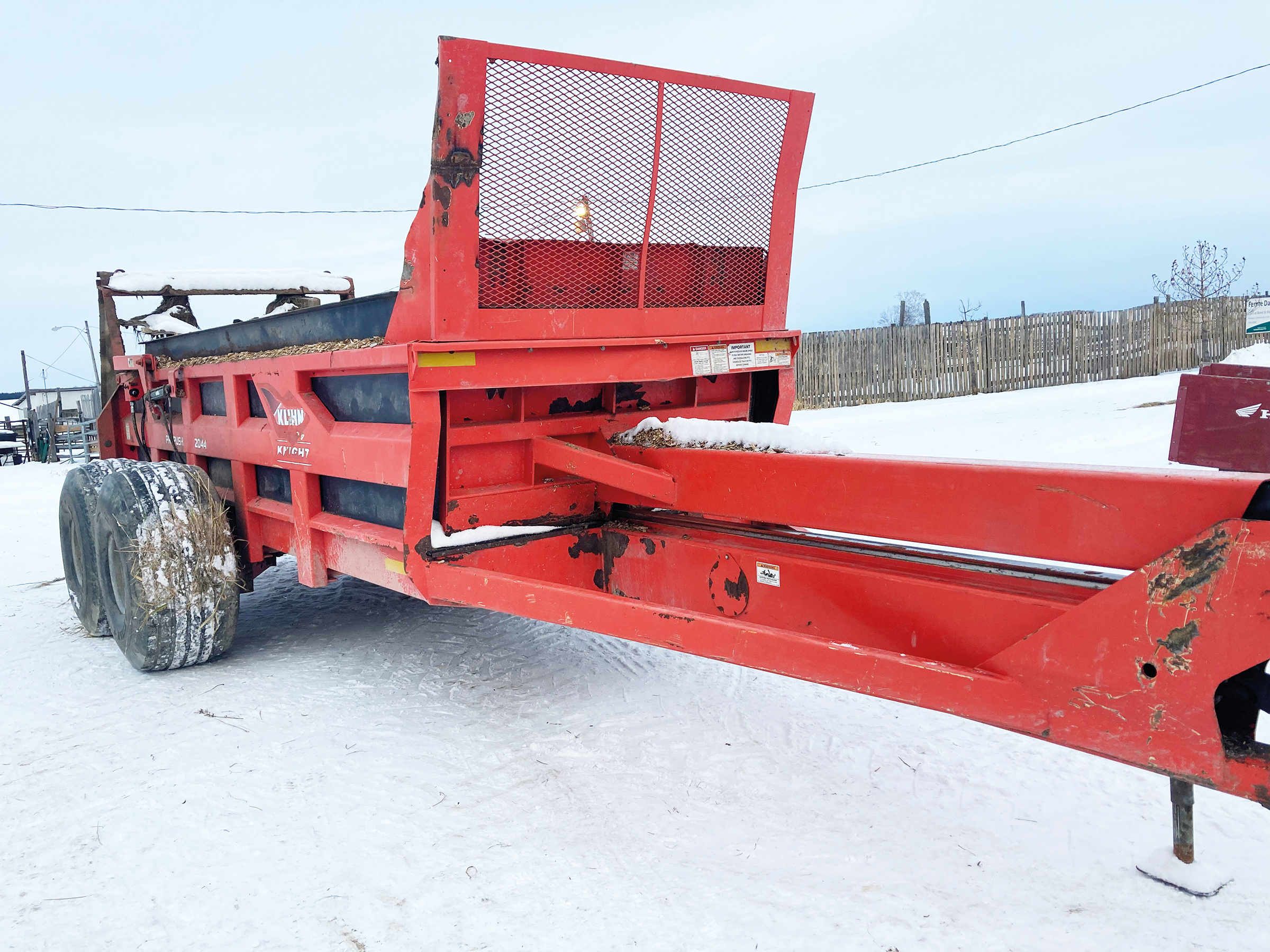 Épandeur à fumier (solide) Kuhn Knight 2044