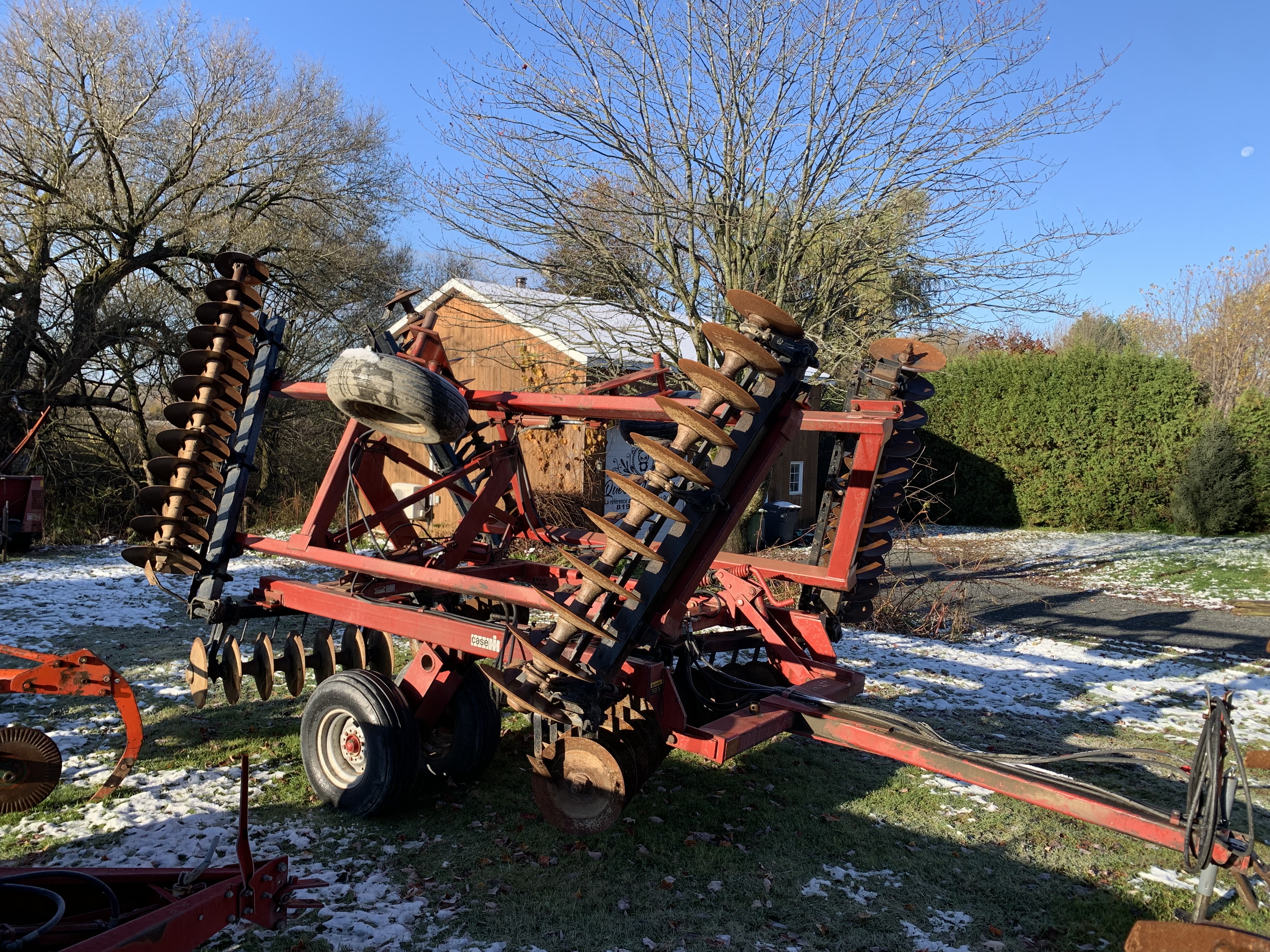   Herse à disques case IH 496, 72 disques 