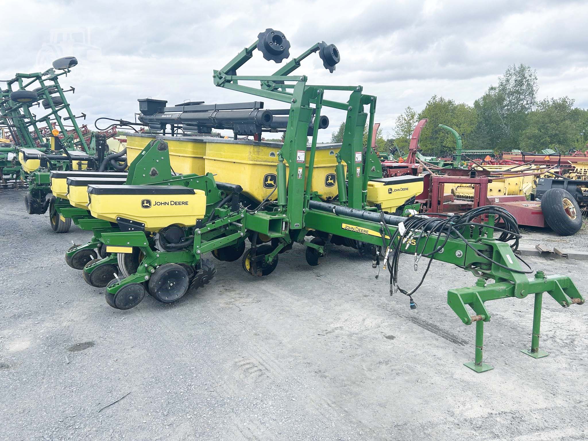 Planteur John Deere 1775