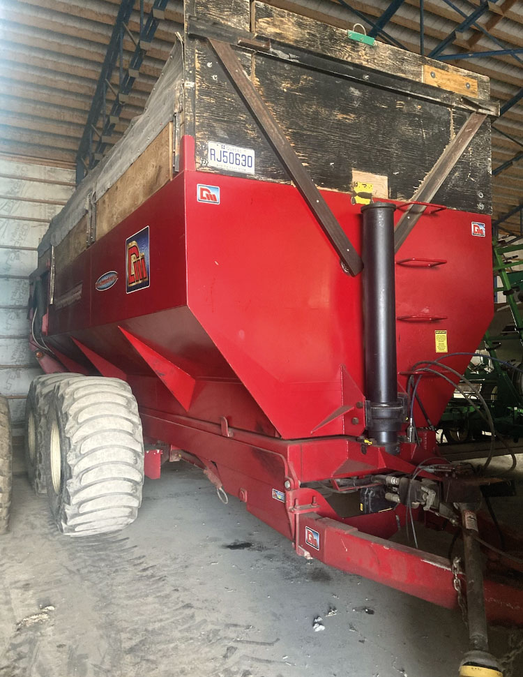 Remorque utilitaire DM Machinery / Machinerie DM 