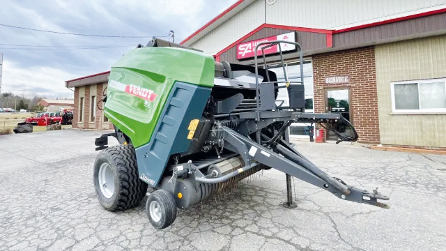 Presse à balles rondes Massey Ferguson 4160V
