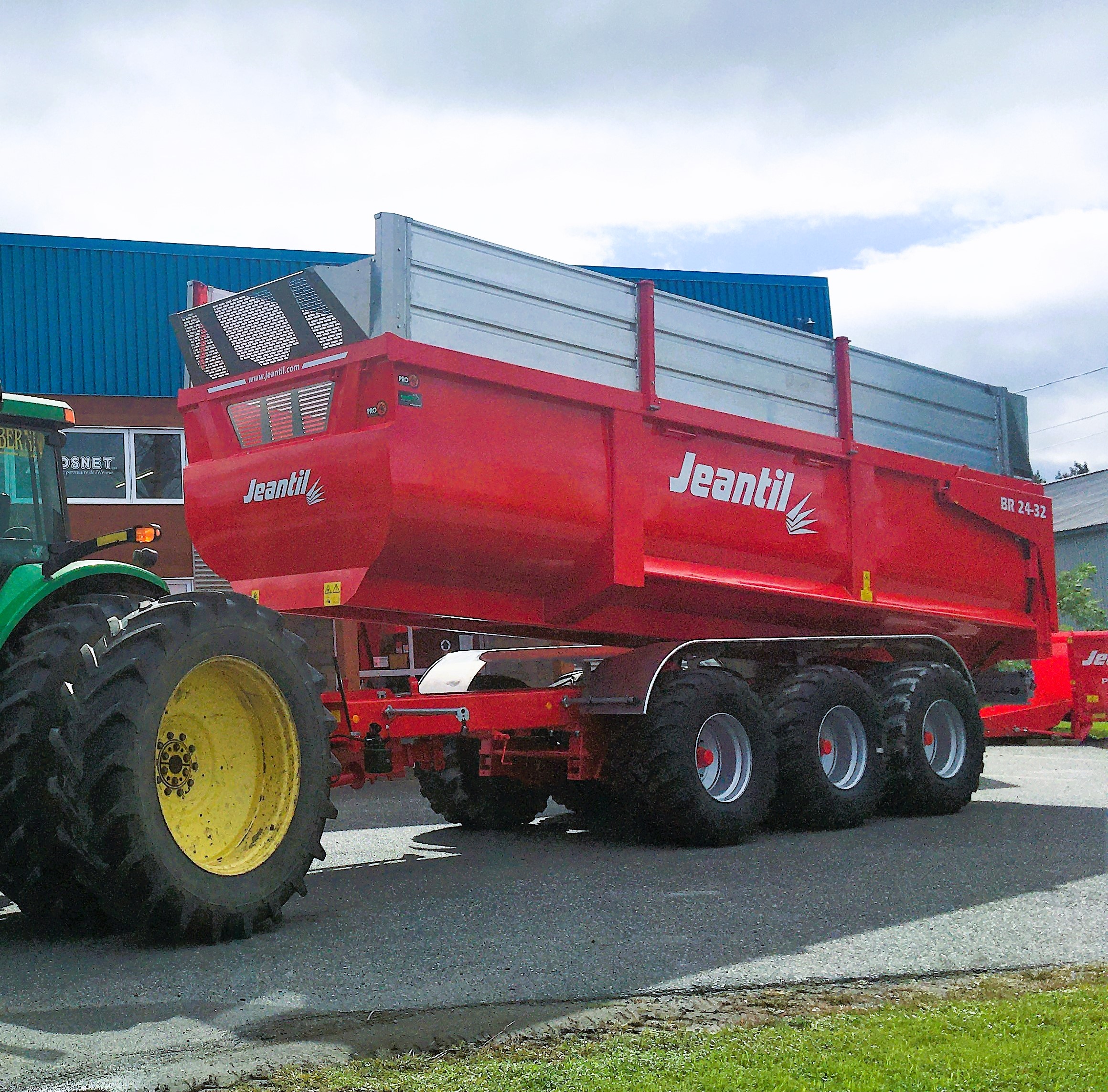 Tipper trailer Jeantil 