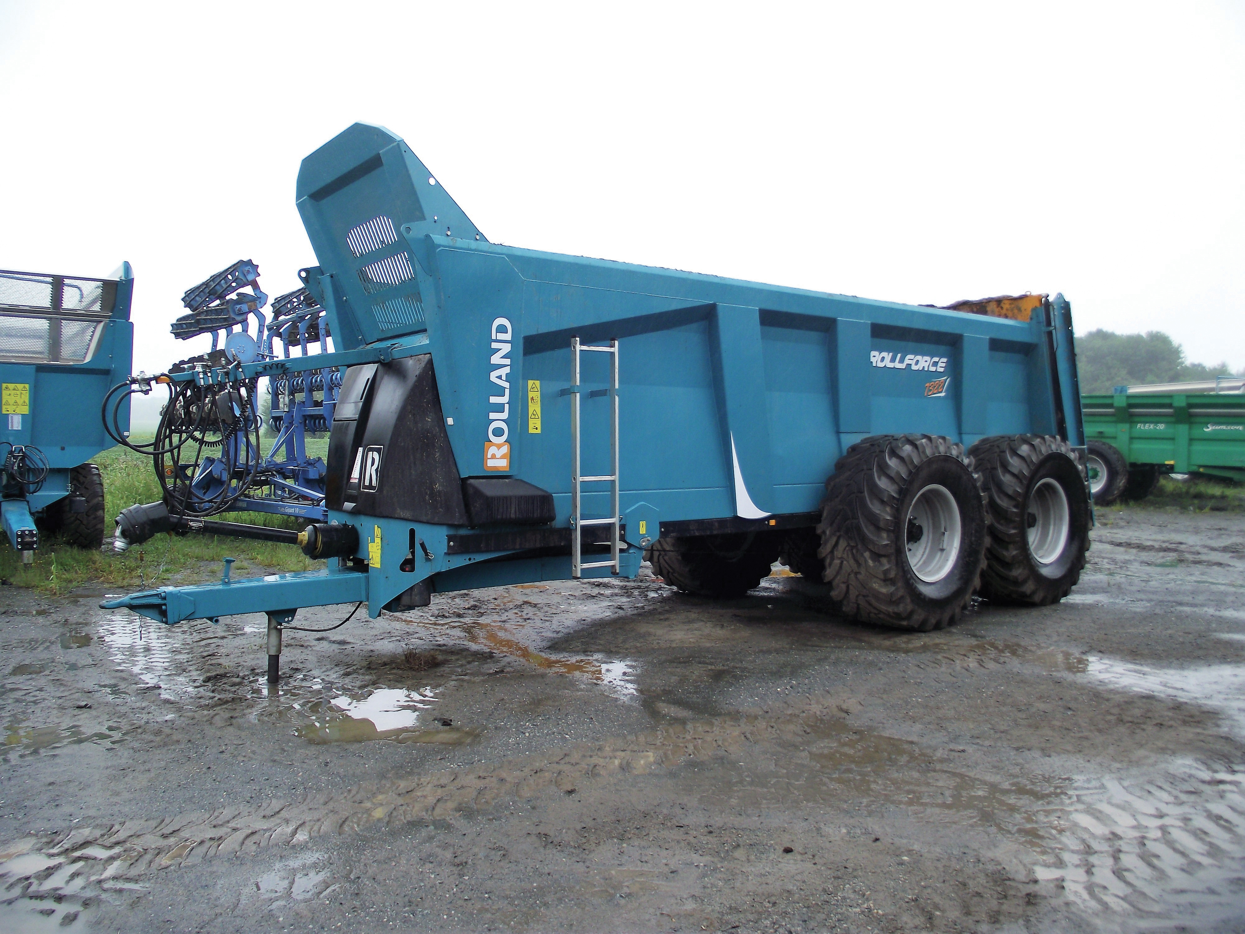 Épandeur à fumier (solide) Rolland 7322