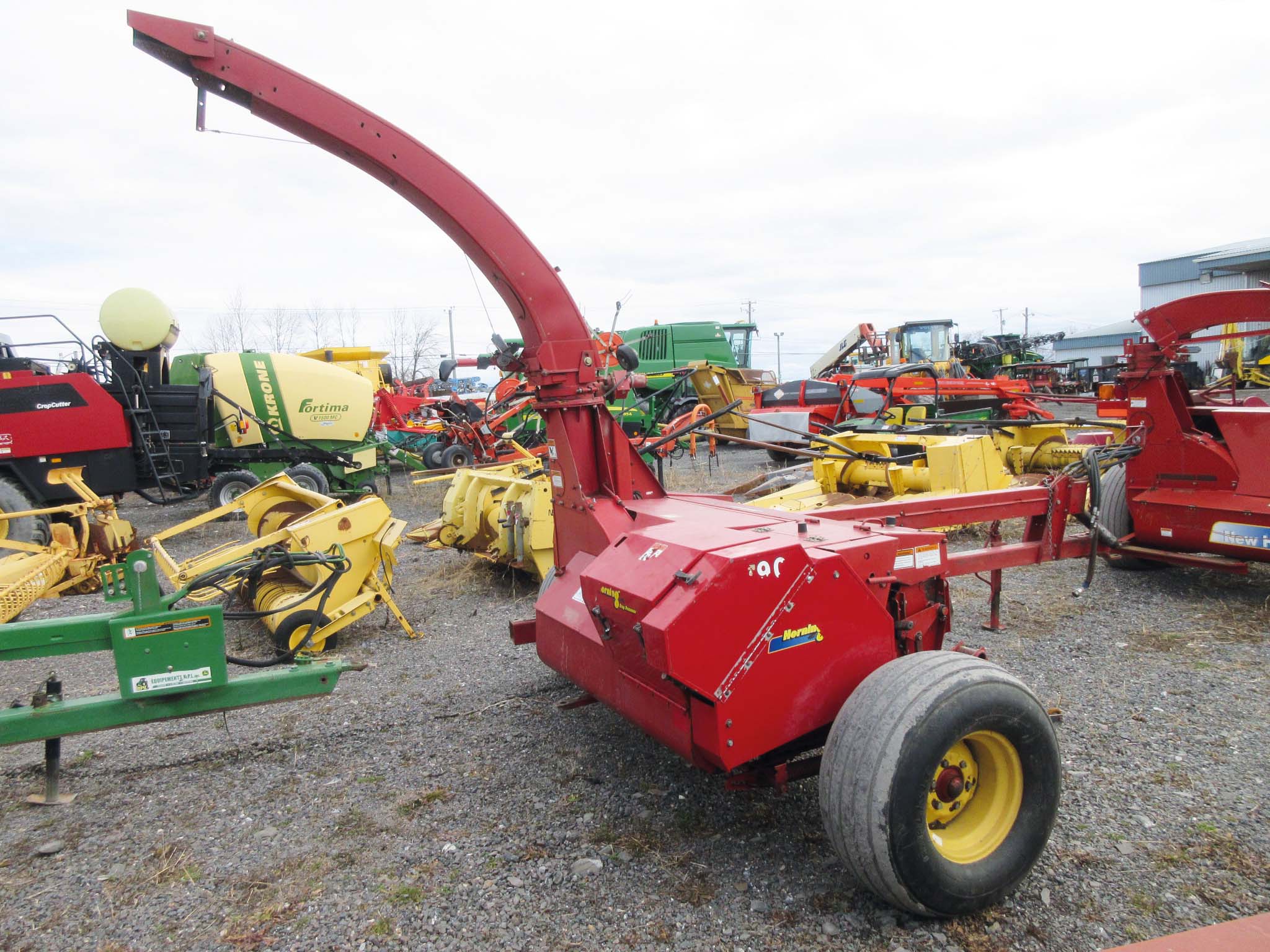 Fourragère New Holland 790