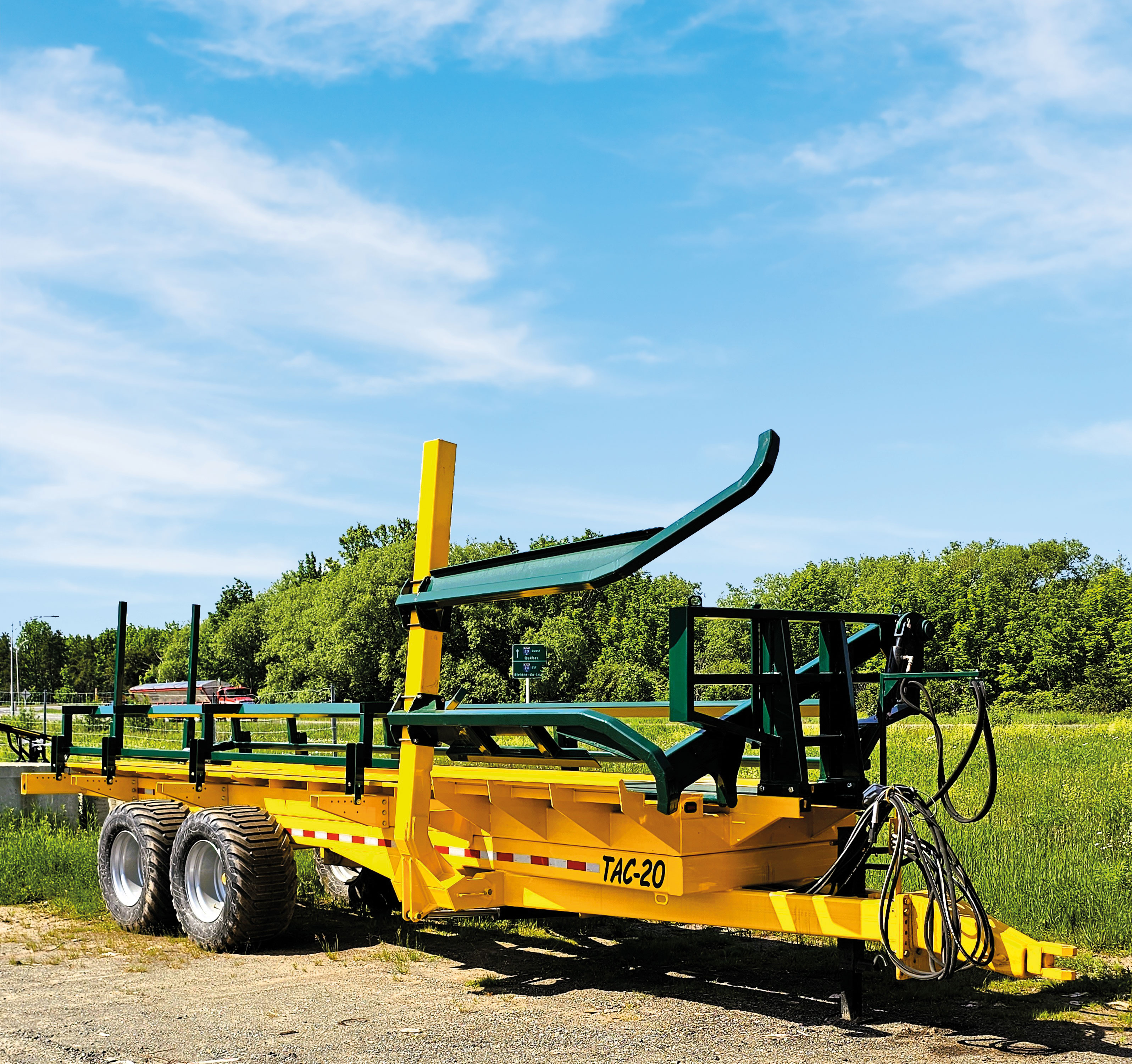  AM Machinery / Machinerie AM Remorque autochargeuse