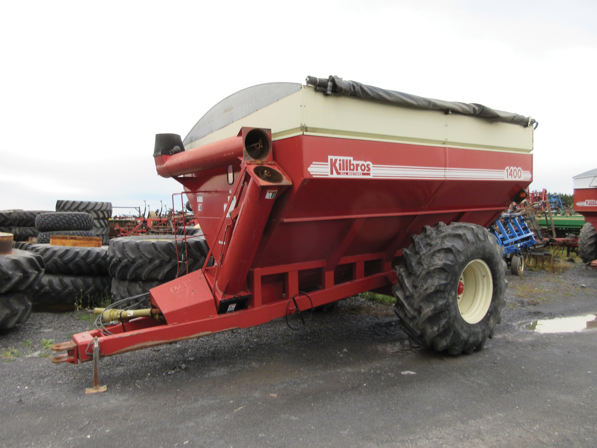 Grain trailer  Kilbros 690