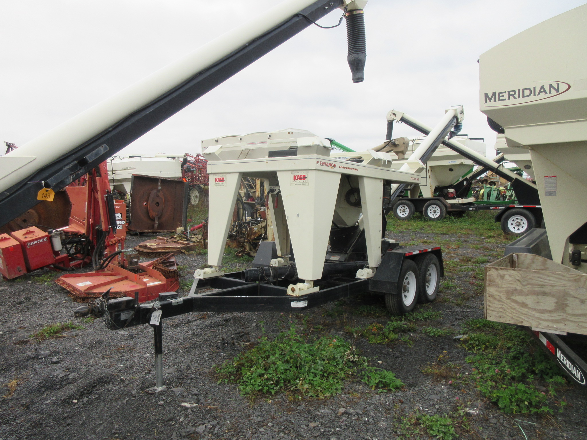 Transbordeur / Seed-Tender Friesen Titan 2 SE