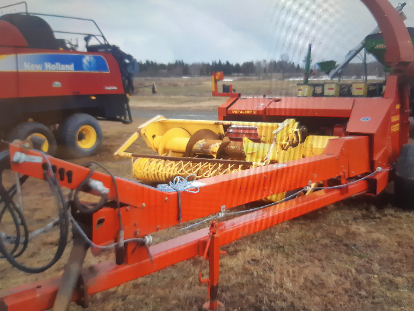 Fourragère New Holland FP230