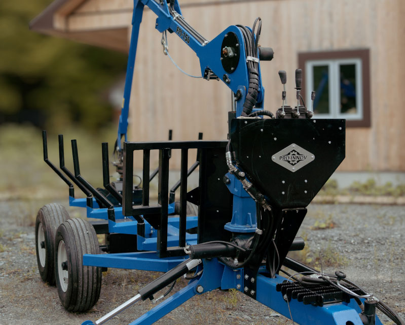 Chargeuse à bois sur remorque Pro-Innov