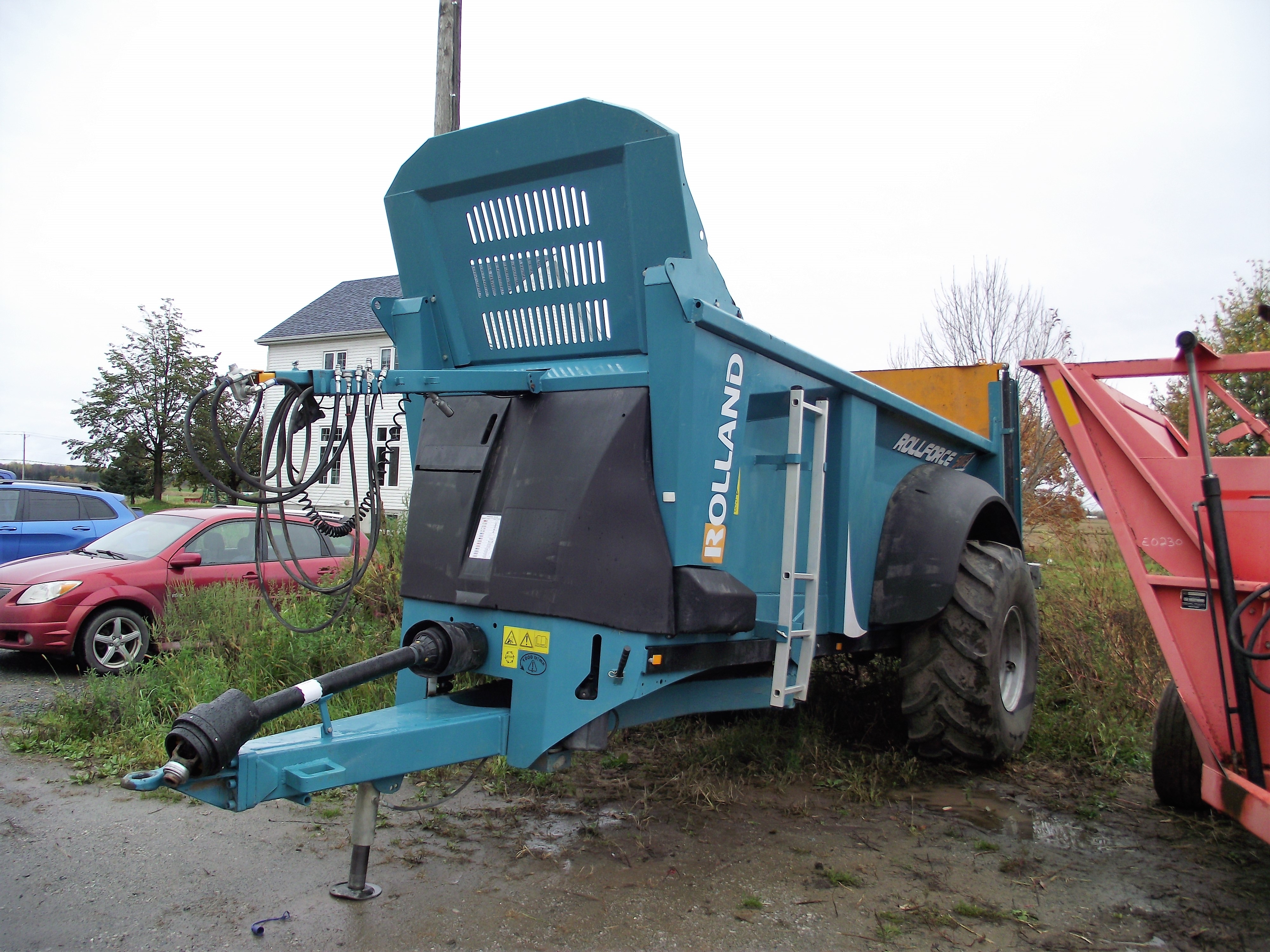 Épandeur à fumier (solide) Rolland  RollForce 5013