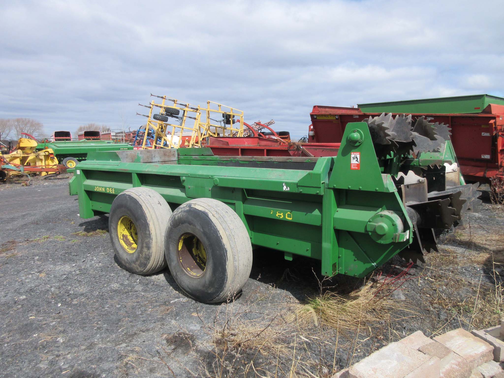 Épandeur à fumier (solide) John Deere 780