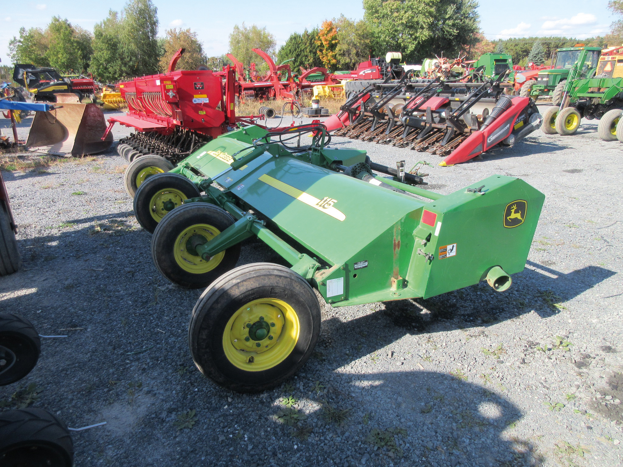 Casseuse-égreneuse à maïs John Deere 115