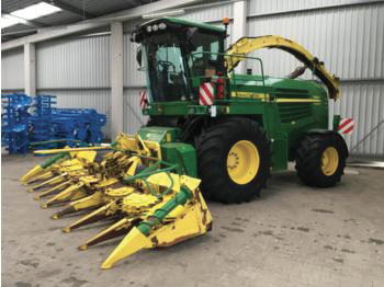 Ensileuse John Deere 7450