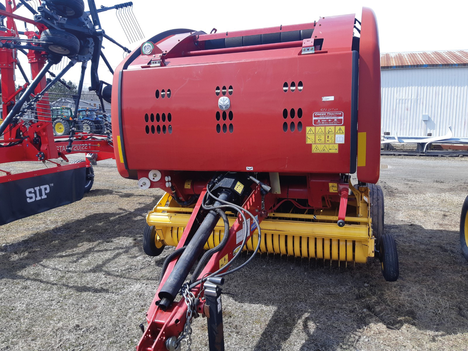 Presse à balles rondes New Holland Roll-Belt 450