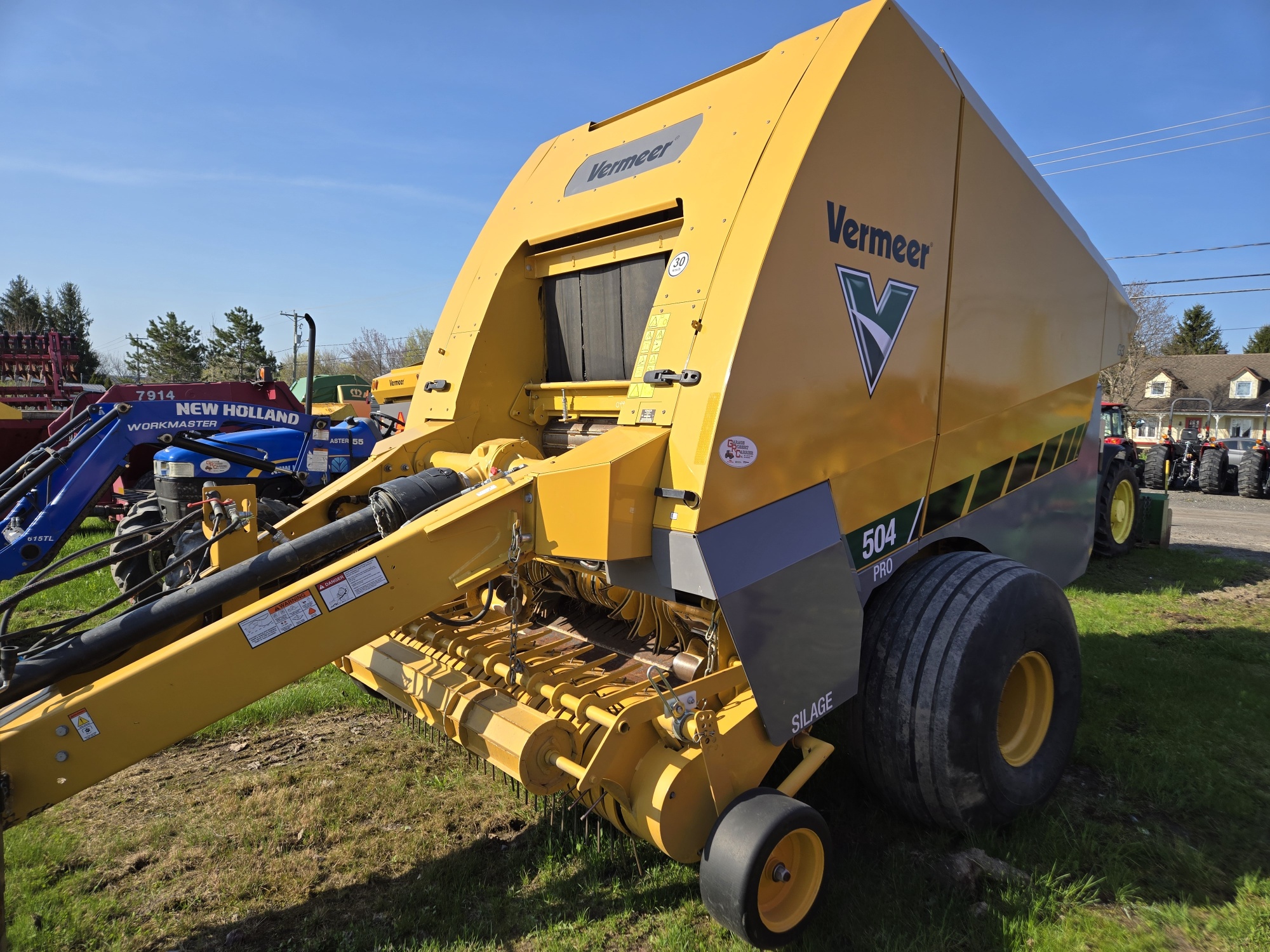 Presse à balles rondes Vermeer 504PRG3