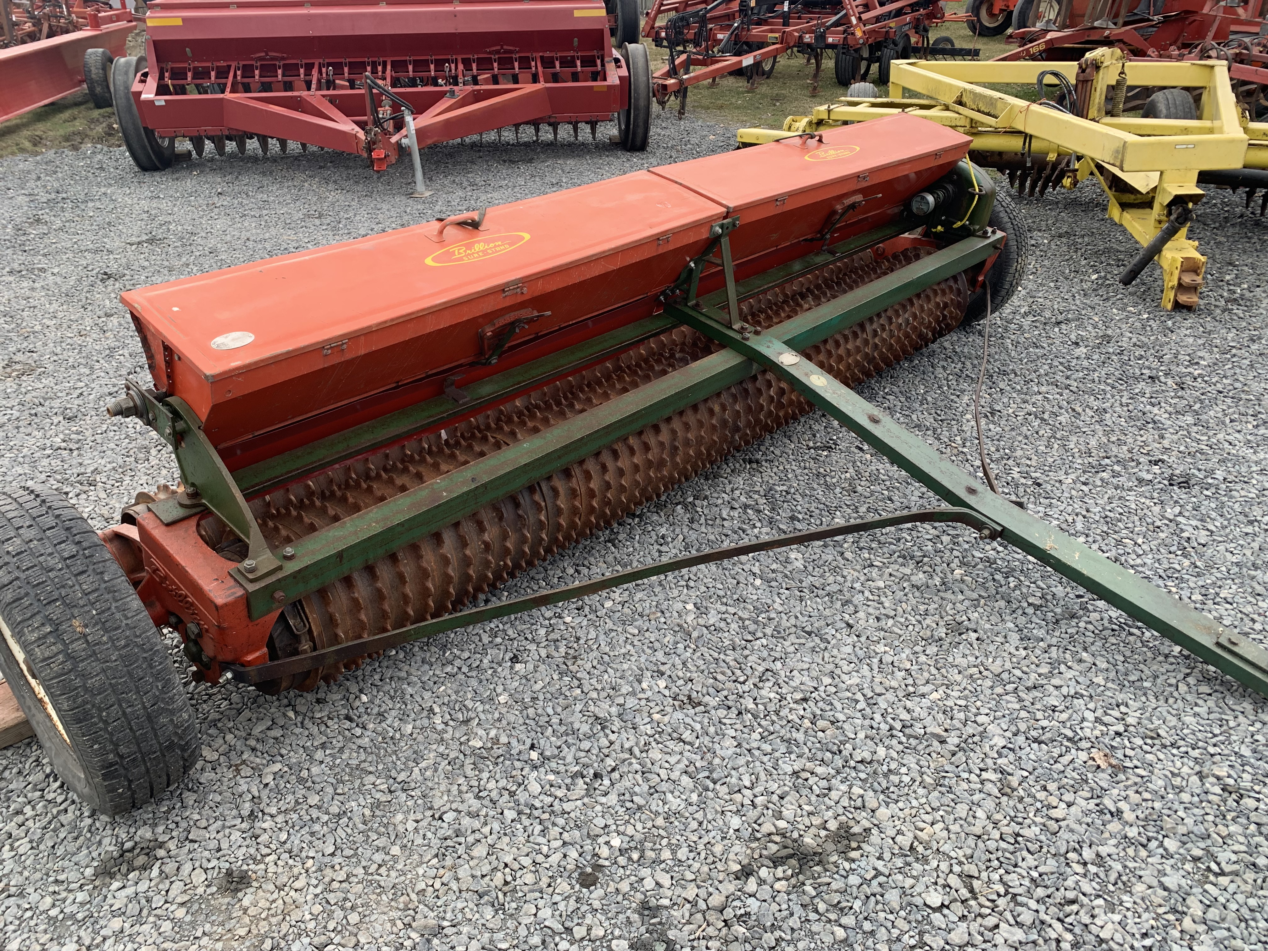   Semoir Brillion SS-1201, 10 pieds