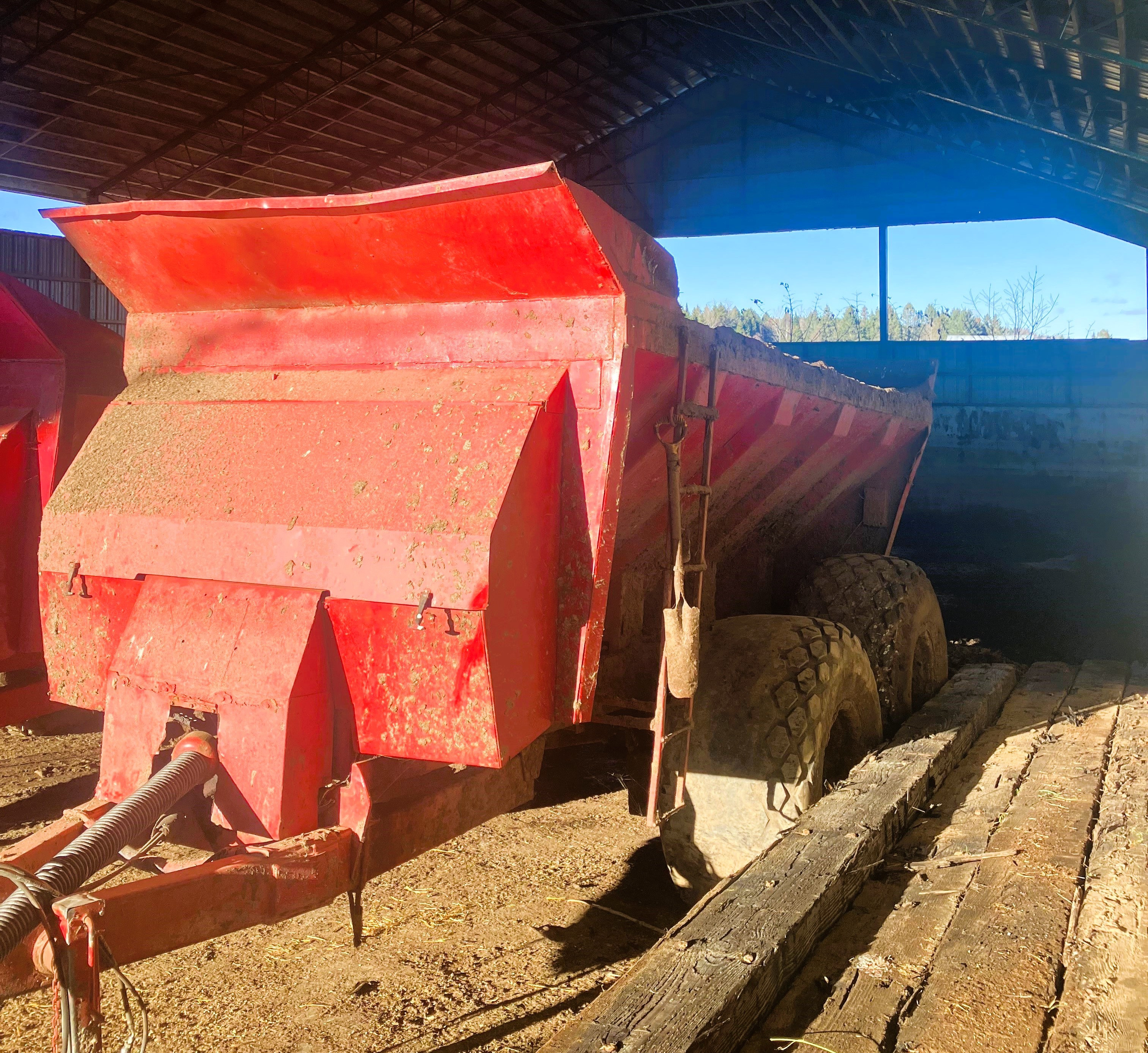 Manure spreader (solid) Gehl 1329