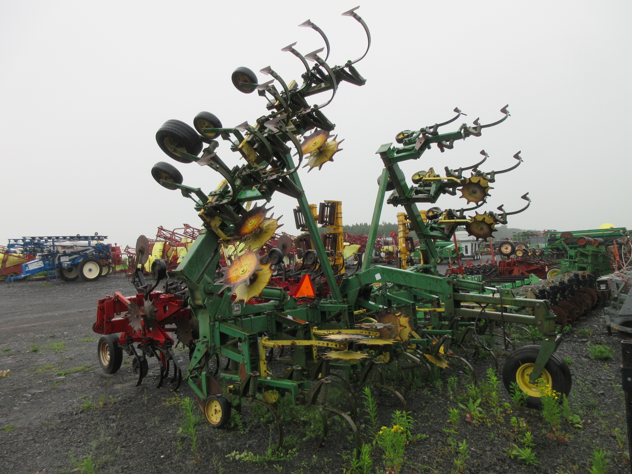 Weeder John Deere 875
