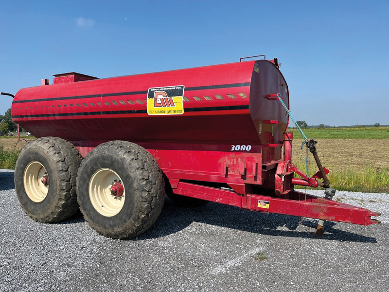 Manure spreader (or liquid manure) DM Machinery / Machinerie DM 