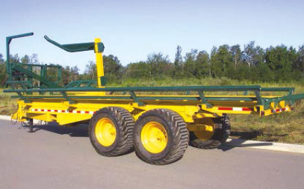 Autochargeuse à balles AM Machinery / Machinerie AM TAC-14