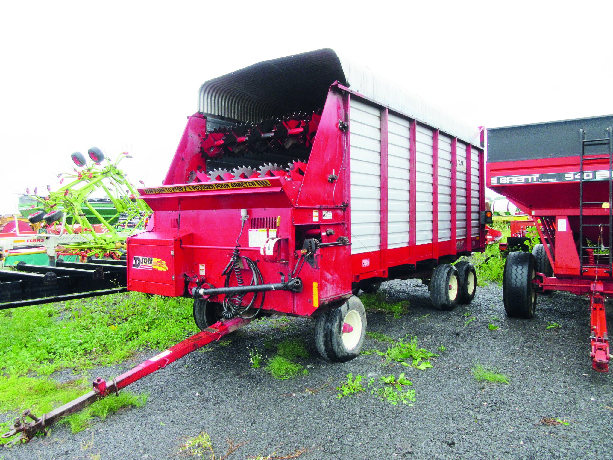 Forage box Dion Boîte à ensilage Dion B-58 XLT