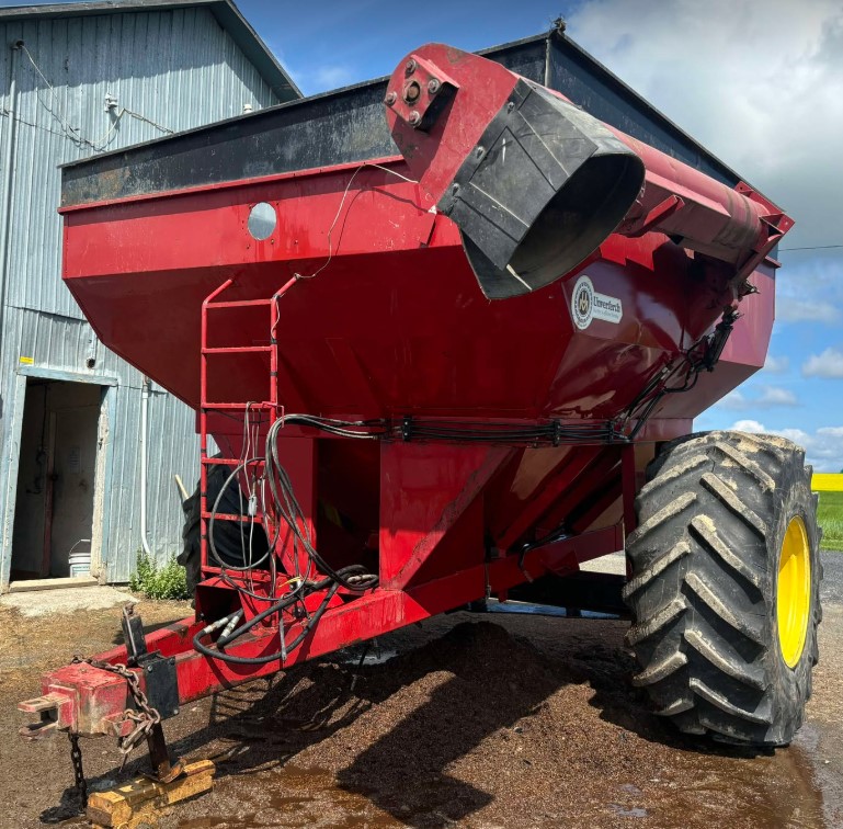 Remorque à grain Unverfeth 4500