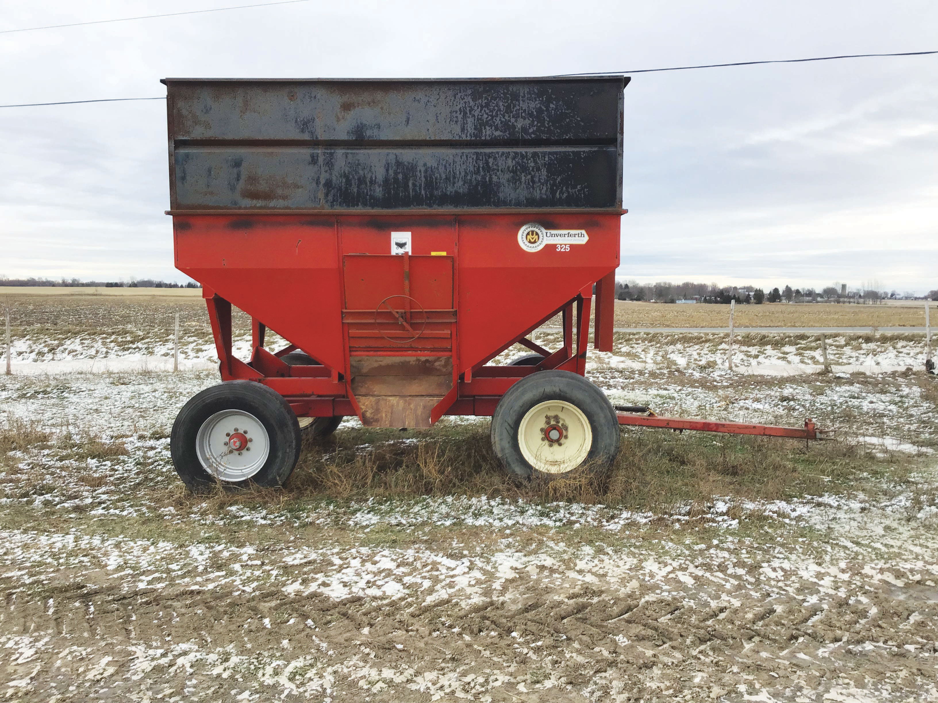   6 boîtes à gravité 325 avec wagon Horst, 14 et 18 tonnes