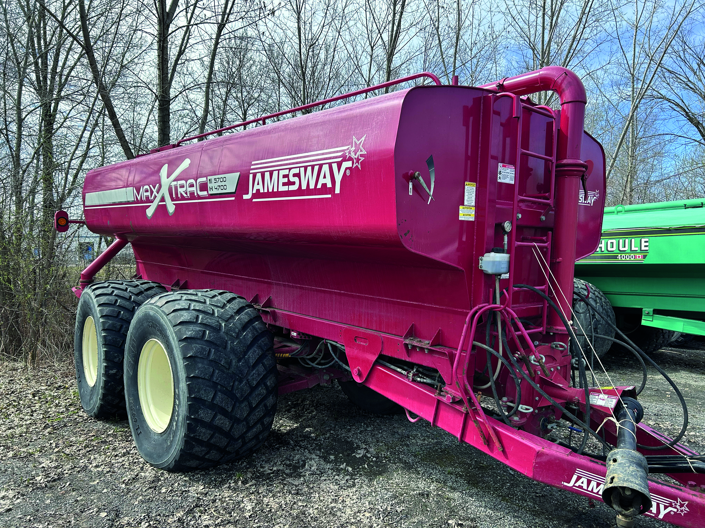 Manure spreader (or liquid manure) Jamesway 4700