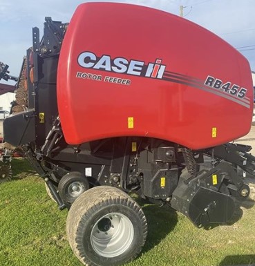 Presse à balles rondes Case IH RB455