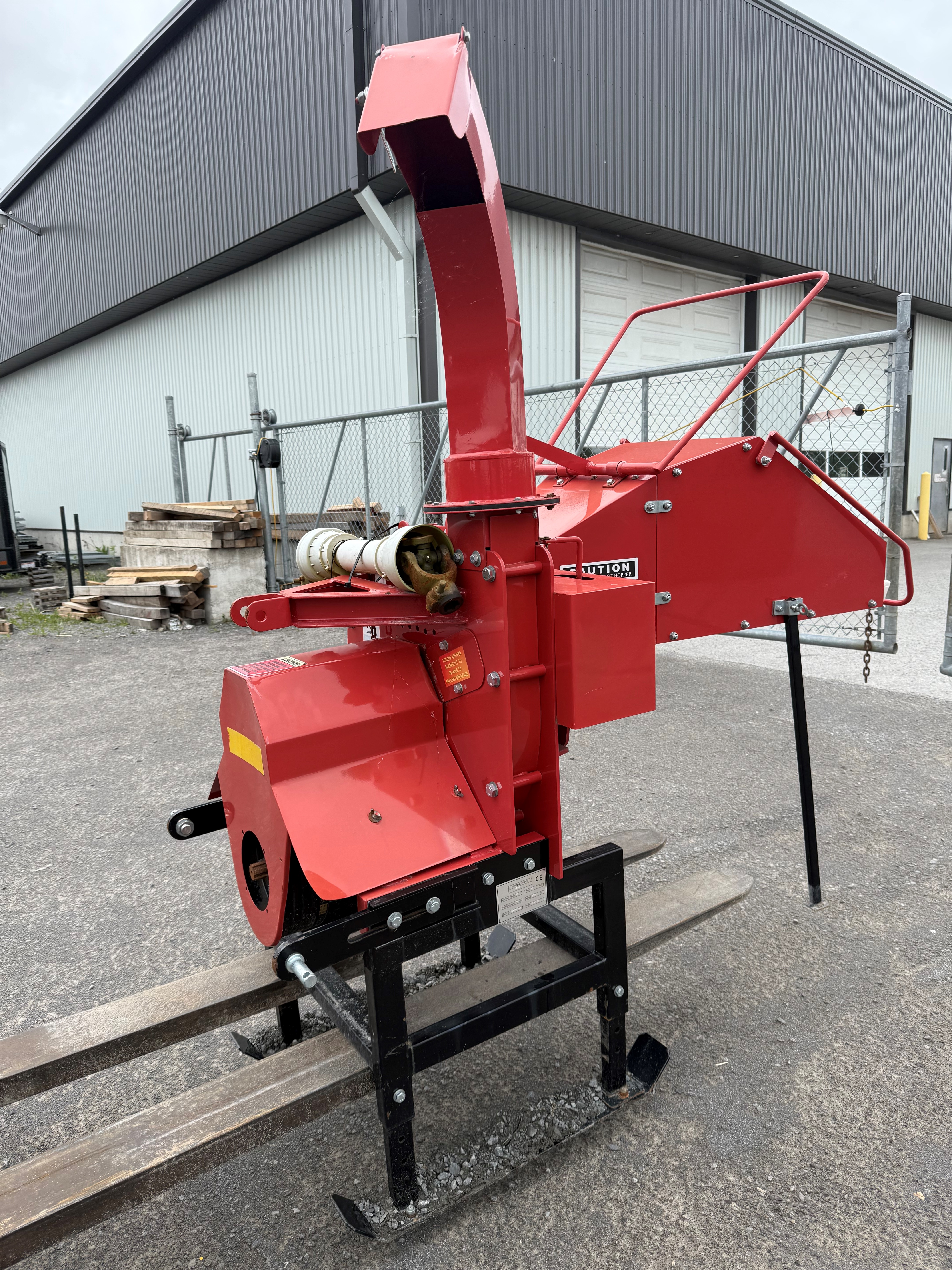 Déchiqueteuse à branches  TM-8