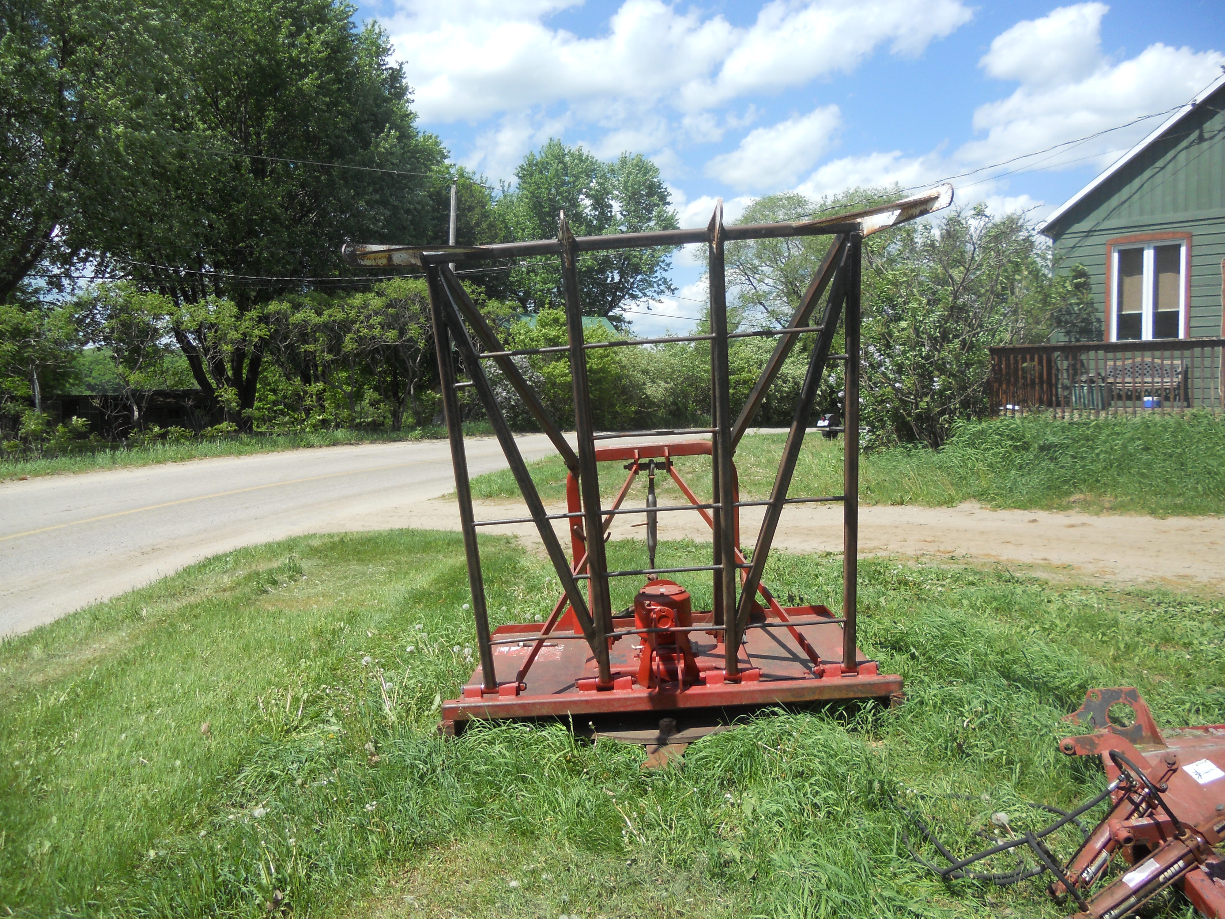 Débroussailleuse  BROWN Modèle TCF-2620C