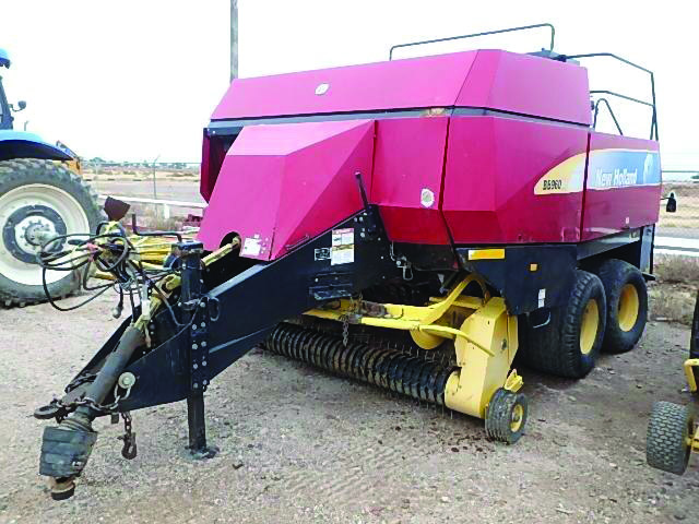 Presse à balles carrées New Holland BB960