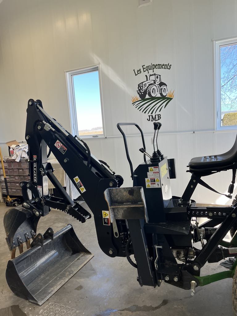 Rétrocaveuse  BHM 195