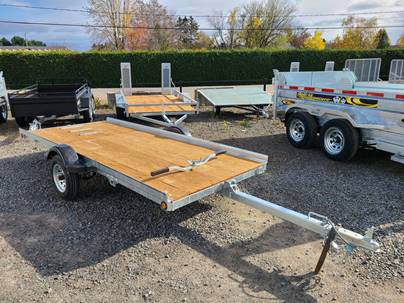 Remorque à plateforme  