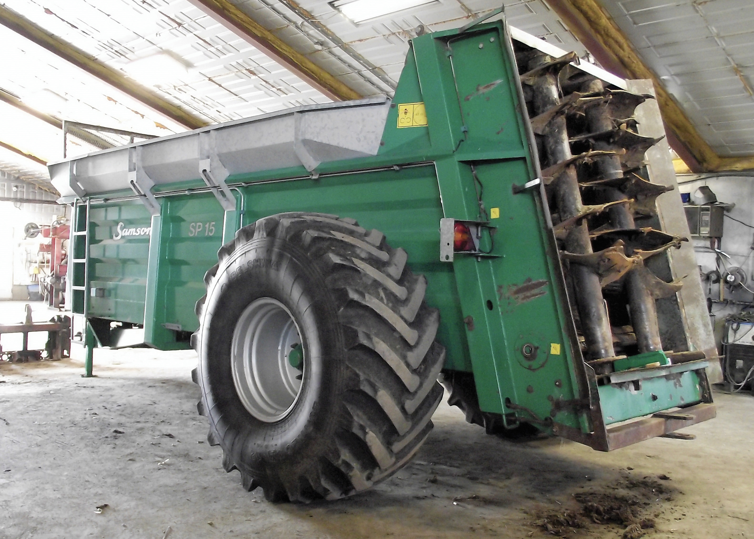 Épandeur à fumier (solide) Samson SP15