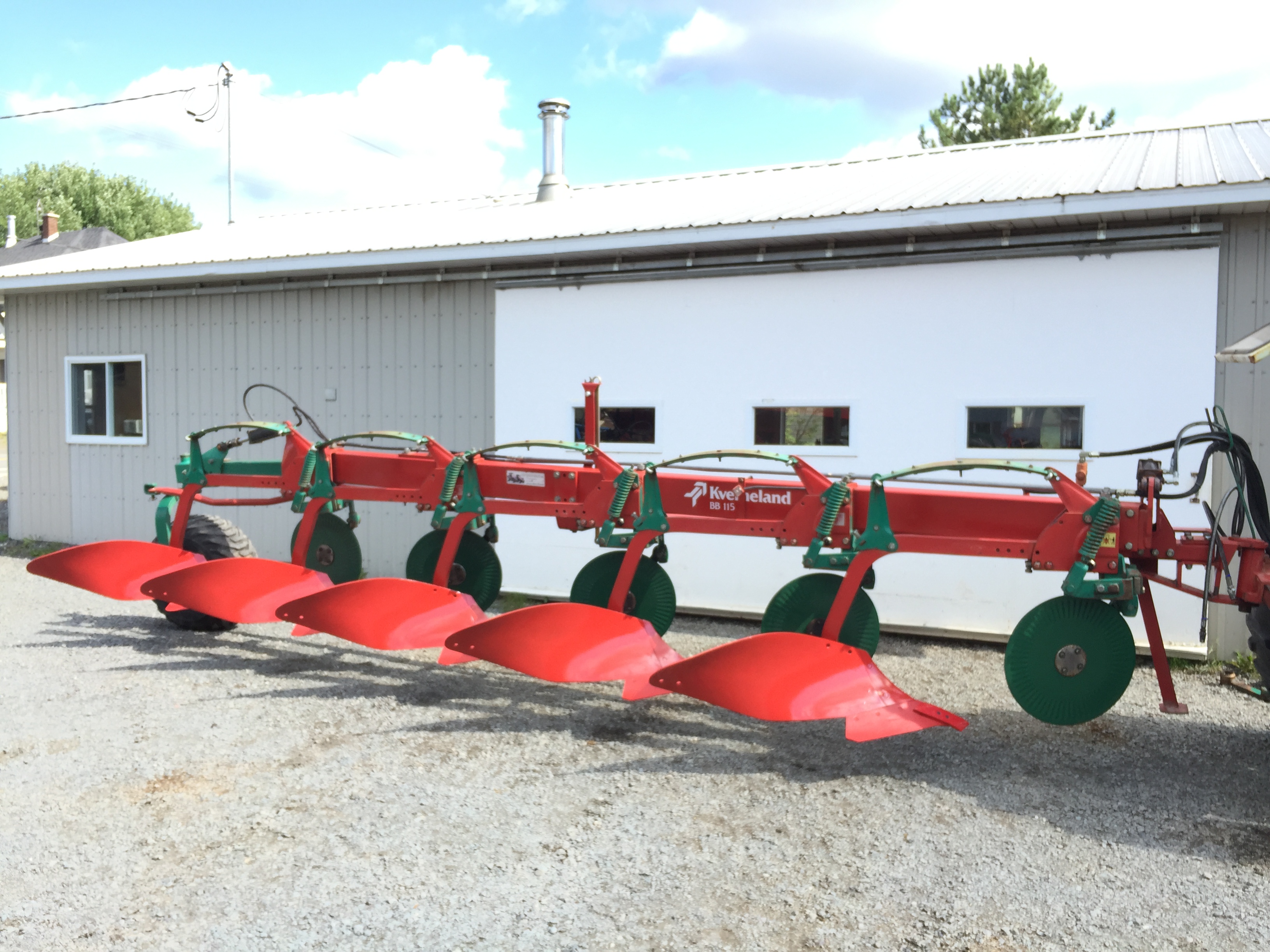   Charrue Kverneland BB115 HD 5 versoirs 