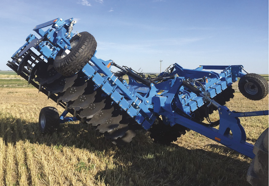 Déchaumeuse  Déchaumeuse semi-portée Zagroda