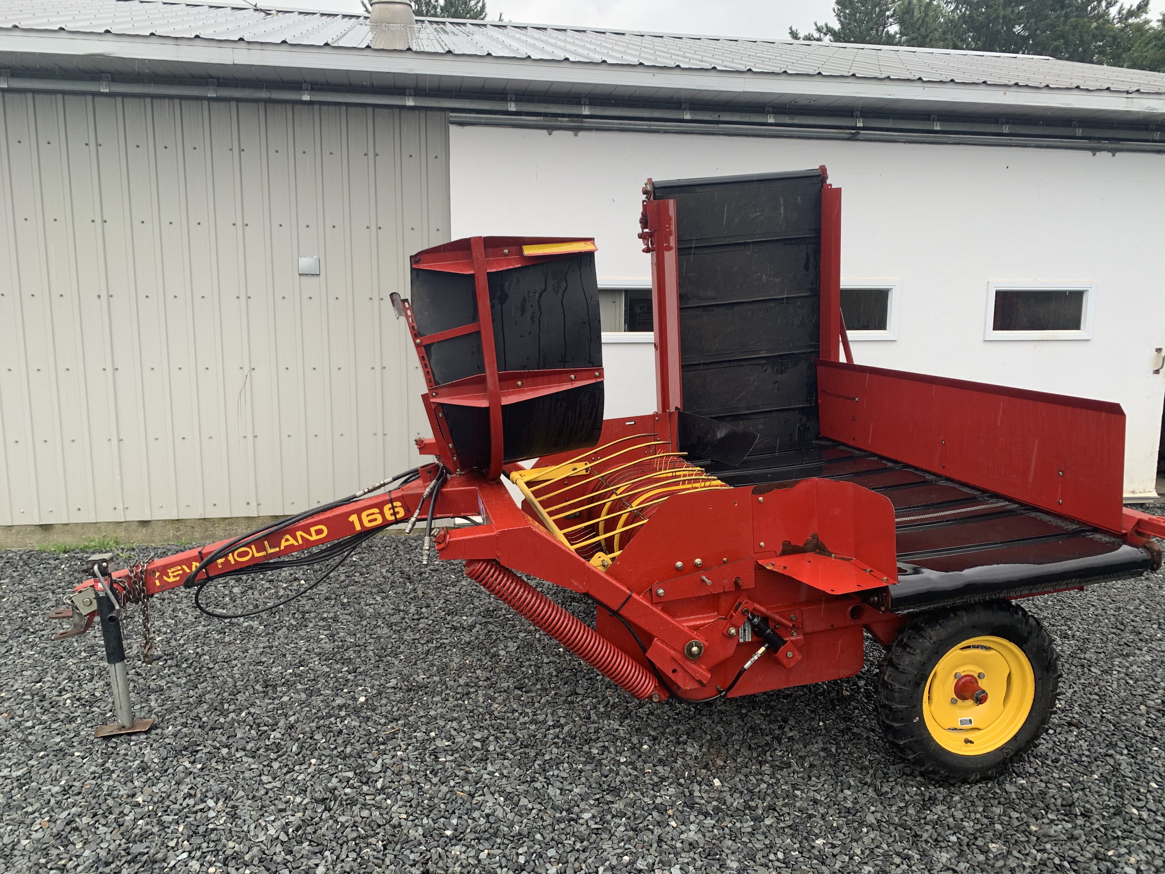   Doubleur d’andain New Holland 166