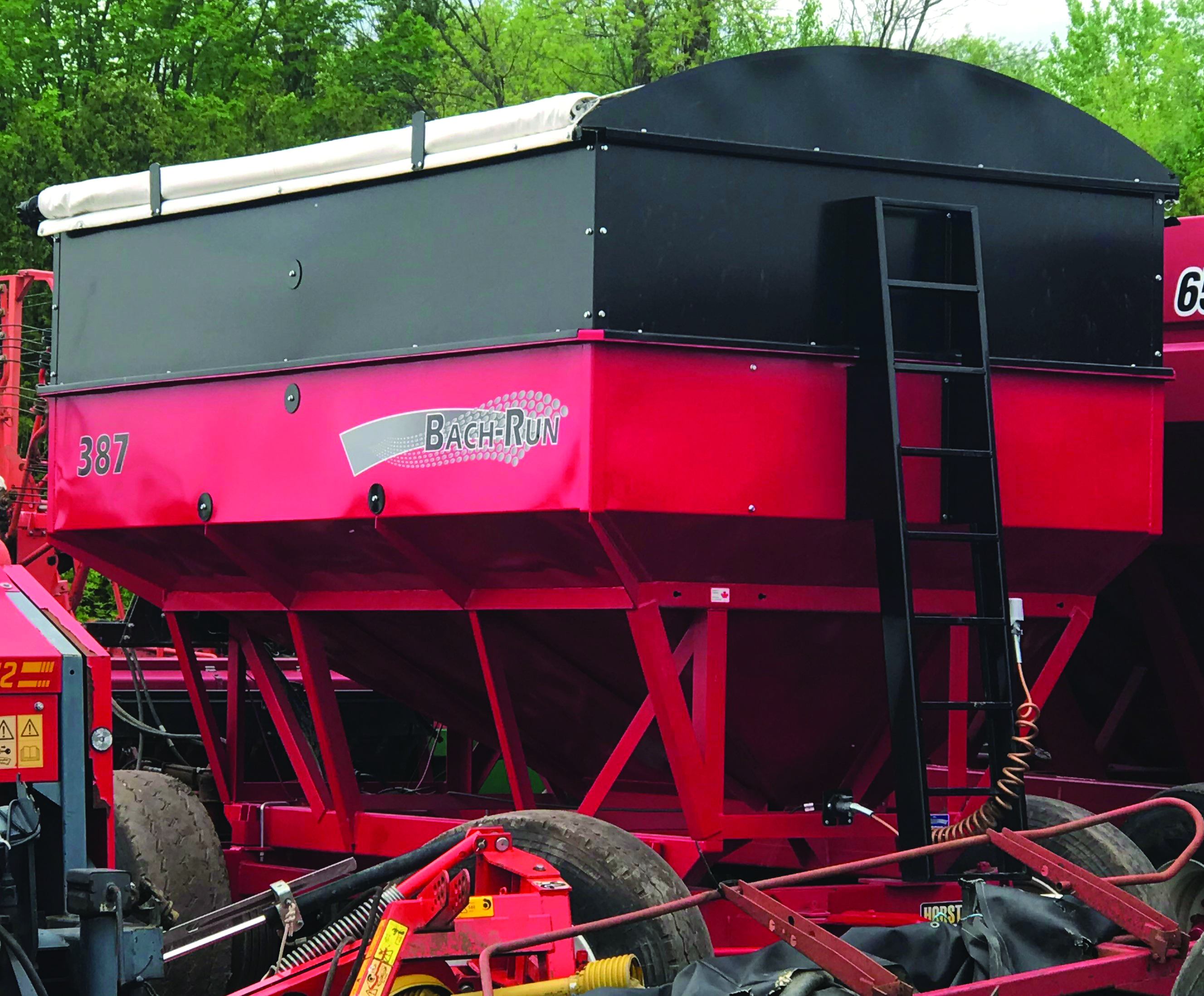 Épandeur d'engrais   Bach-Run 387