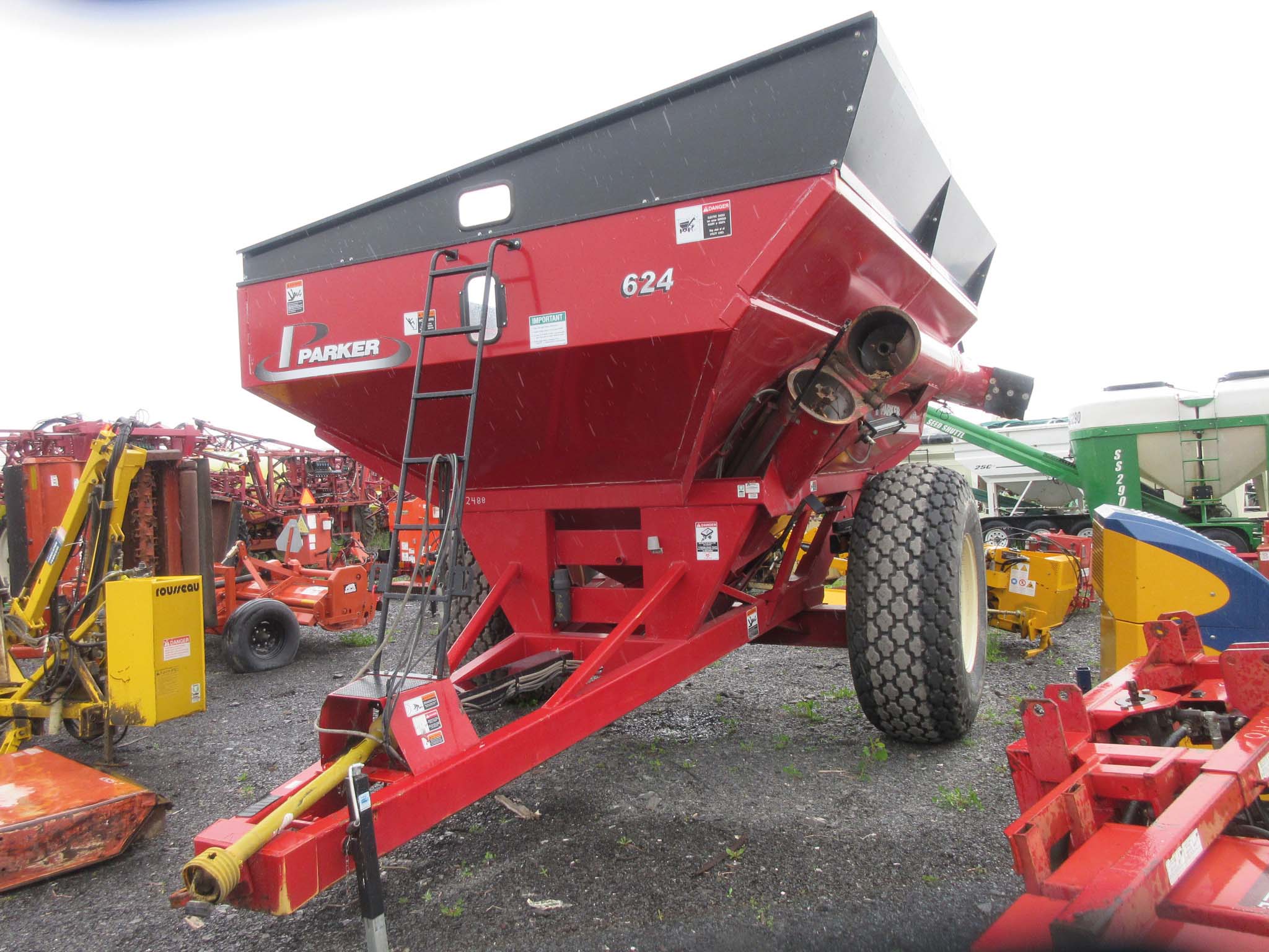 Grain trailer Parker 624