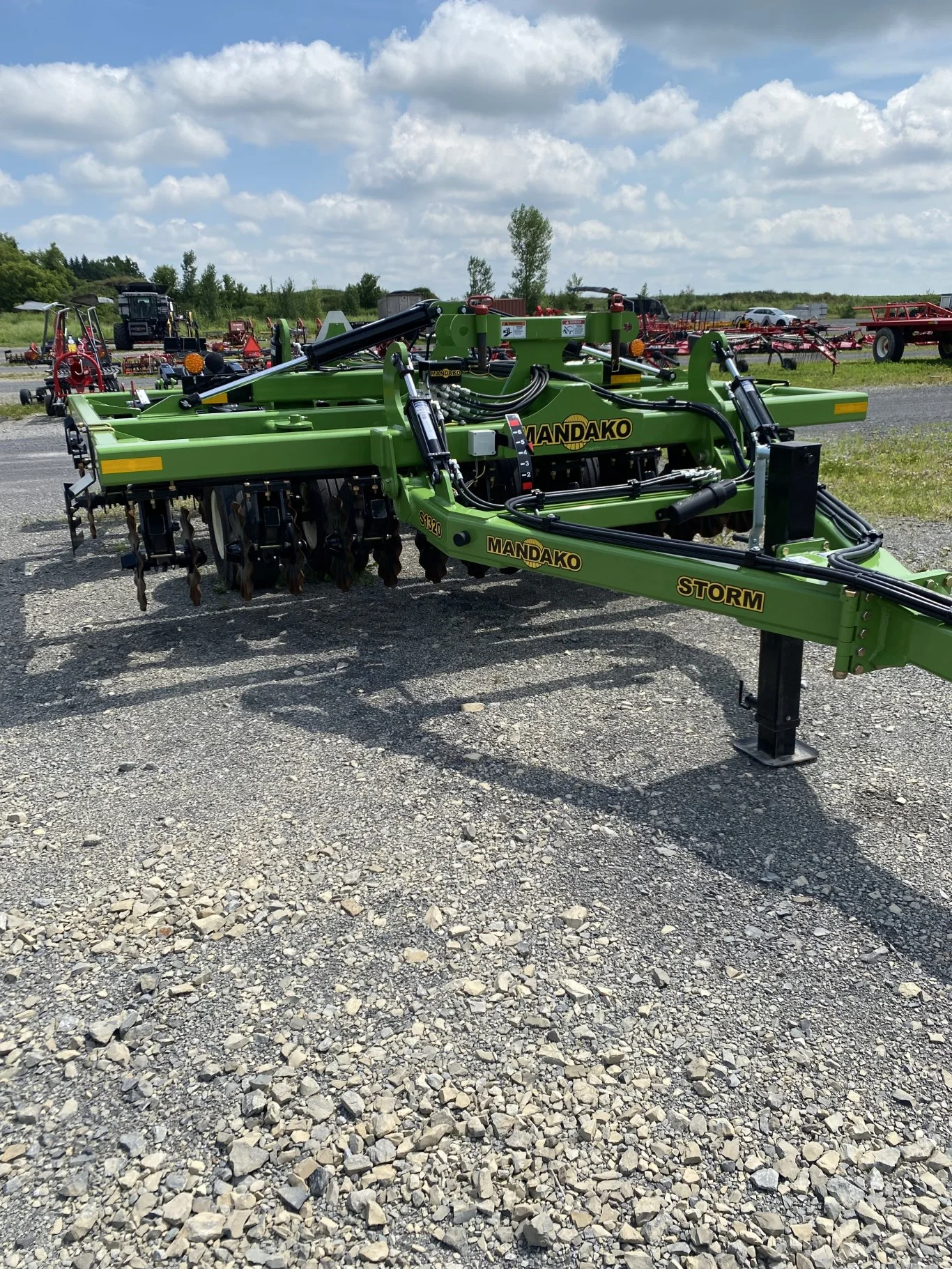 Herse à disques  Mandako Euro Storm S1320