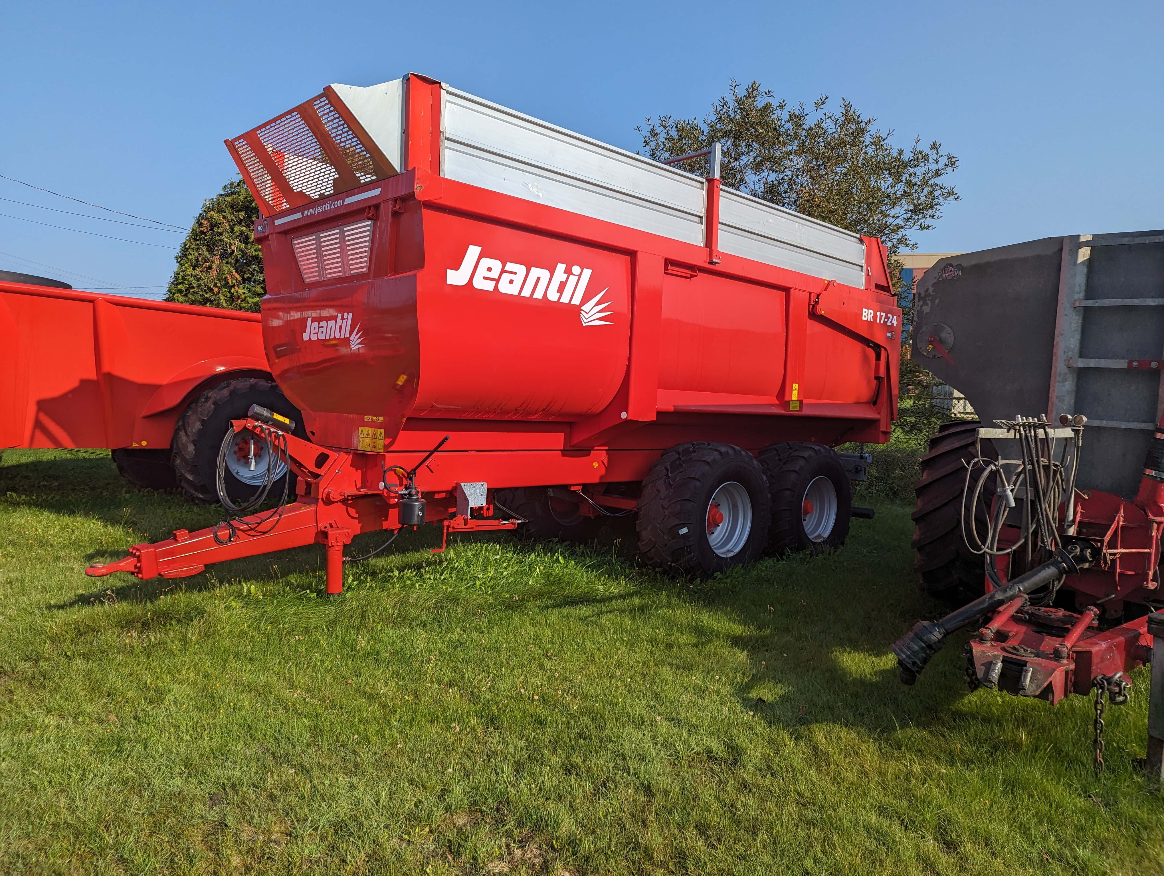 Boîte fourragère Jeantil BR 17-24